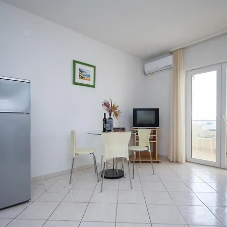 Διαμέρισμα Family-friendly With Swimming Pool Ljubac, Zadar - 21937 Ražanac